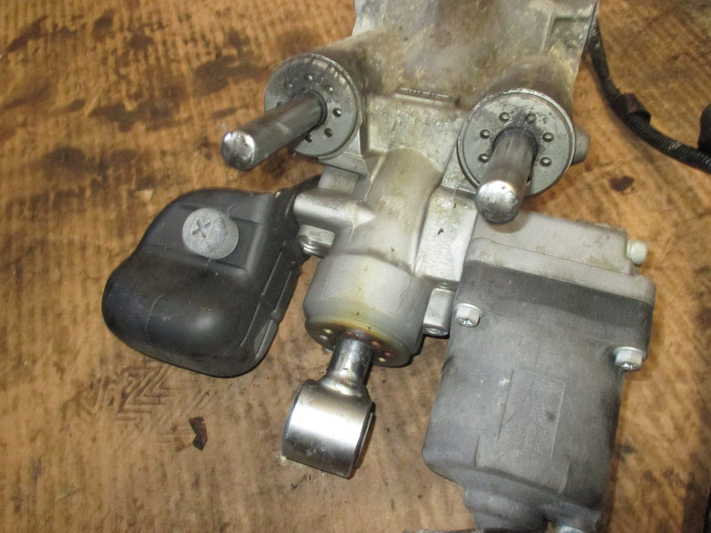 Honda BF200A 200hp outboard tilt trim unit