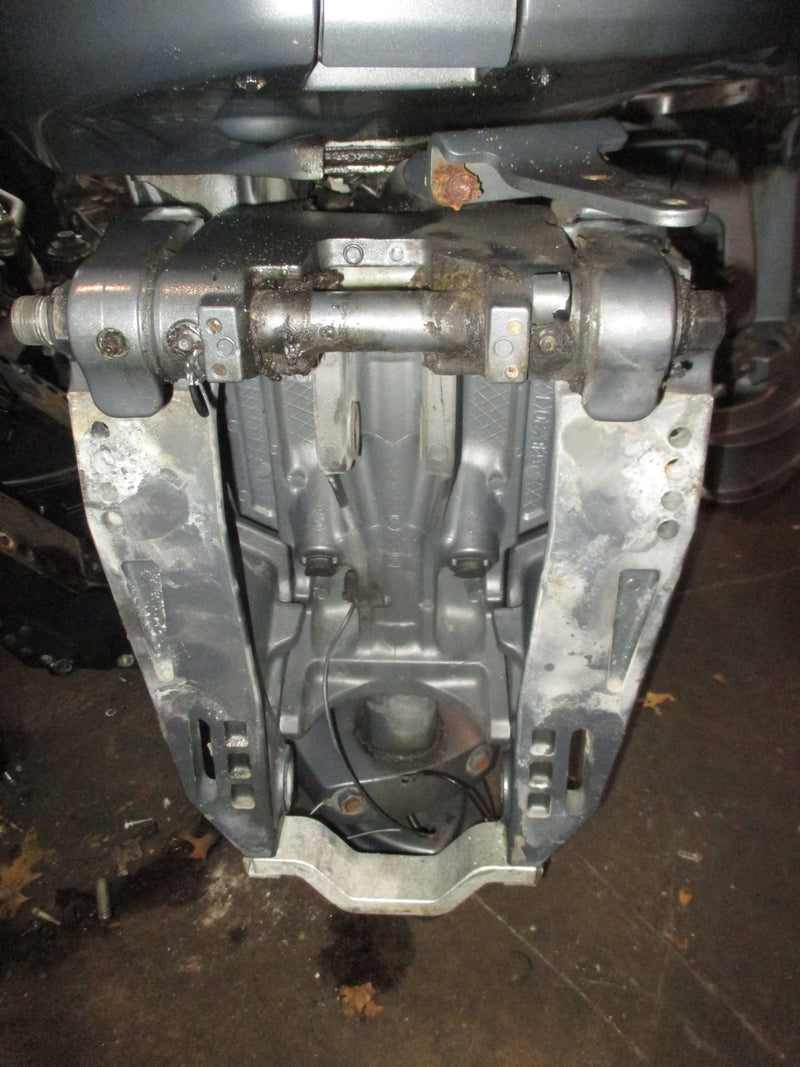 Yamaha 115hp 4 stroke outboard 25" Midsection