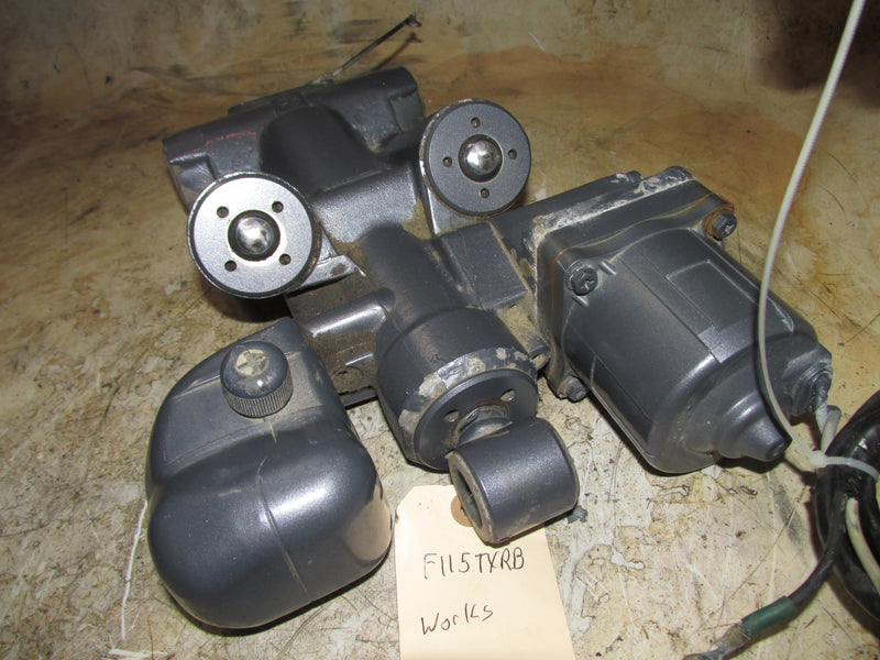 Yamaha 115hp 4 Stroke Outboard Tilt trim unit (68V-43800-01-4D)