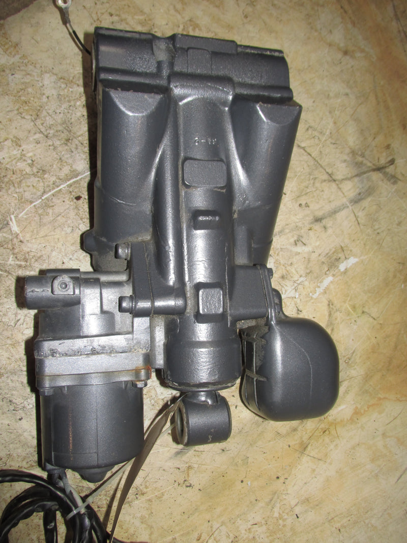 Yamaha 115hp 4 Stroke Outboard Tilt trim unit (68V-43800-01-4D)