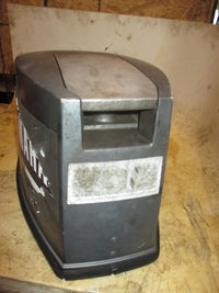 Load image into Gallery viewer, Yamaha 40hp 2 stroke outboard top cowling
