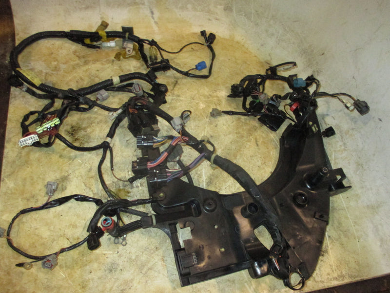 Yamaha 200hp VMAX SHO V6 outboard engine wiring harness 6CB-82590-02