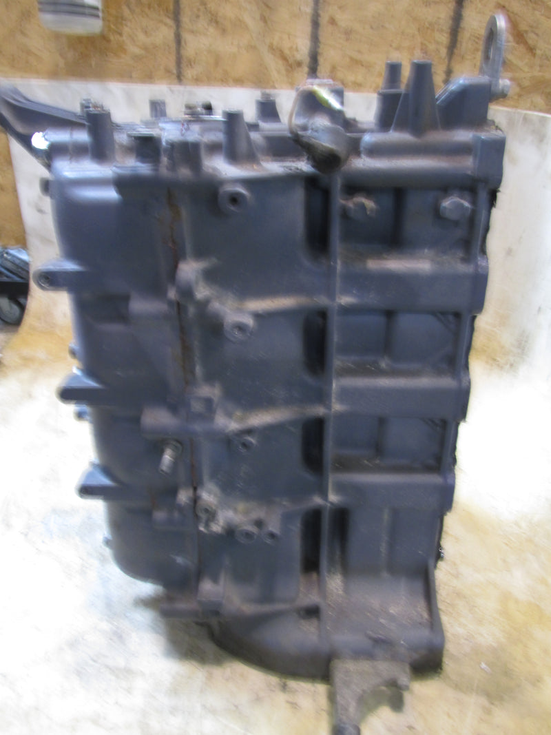Yamaha 115hp 4 Stroke Outboard Crankcase block