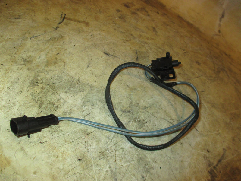 Evinrude Etec 115hp 2 stroke outboard trim limit switch (586786)