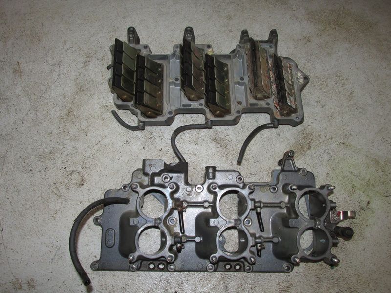 Yamaha 200hp 2 Stroke Outboard Intake Manifold / Reeds (64E) (6G5-13641-11-94)
