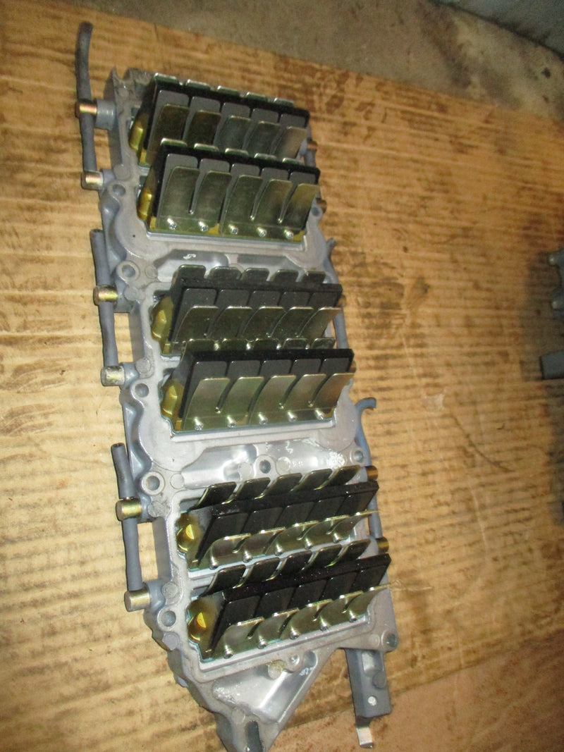 Yamaha 200hp HPDI outboard intake manifold with reeds (68F-13624)