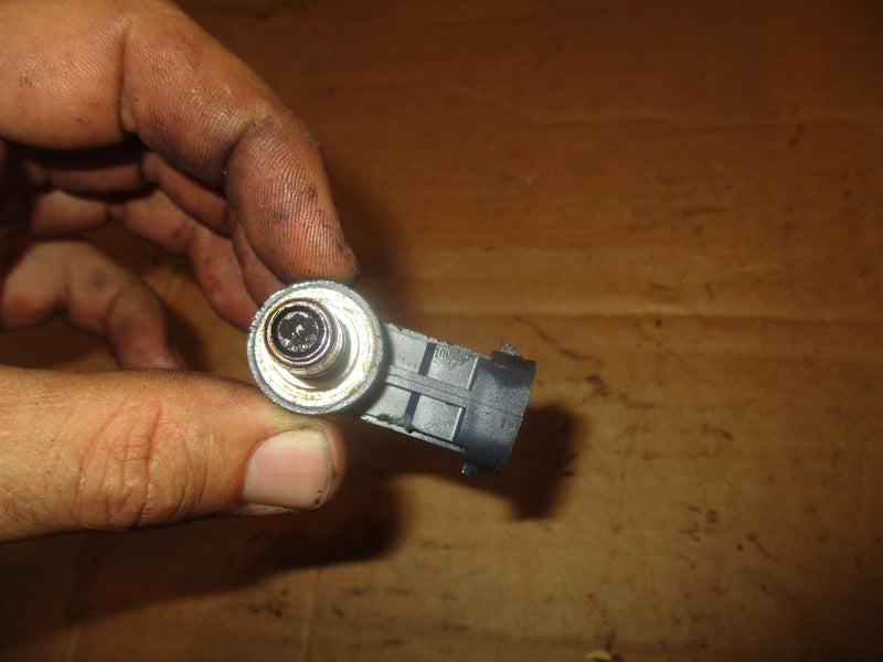Nissan 70hp 2 stroke outboard air injector
