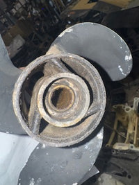 Load image into Gallery viewer, Johnson 9.9hp 2 stroke outboard aluminum propellor
