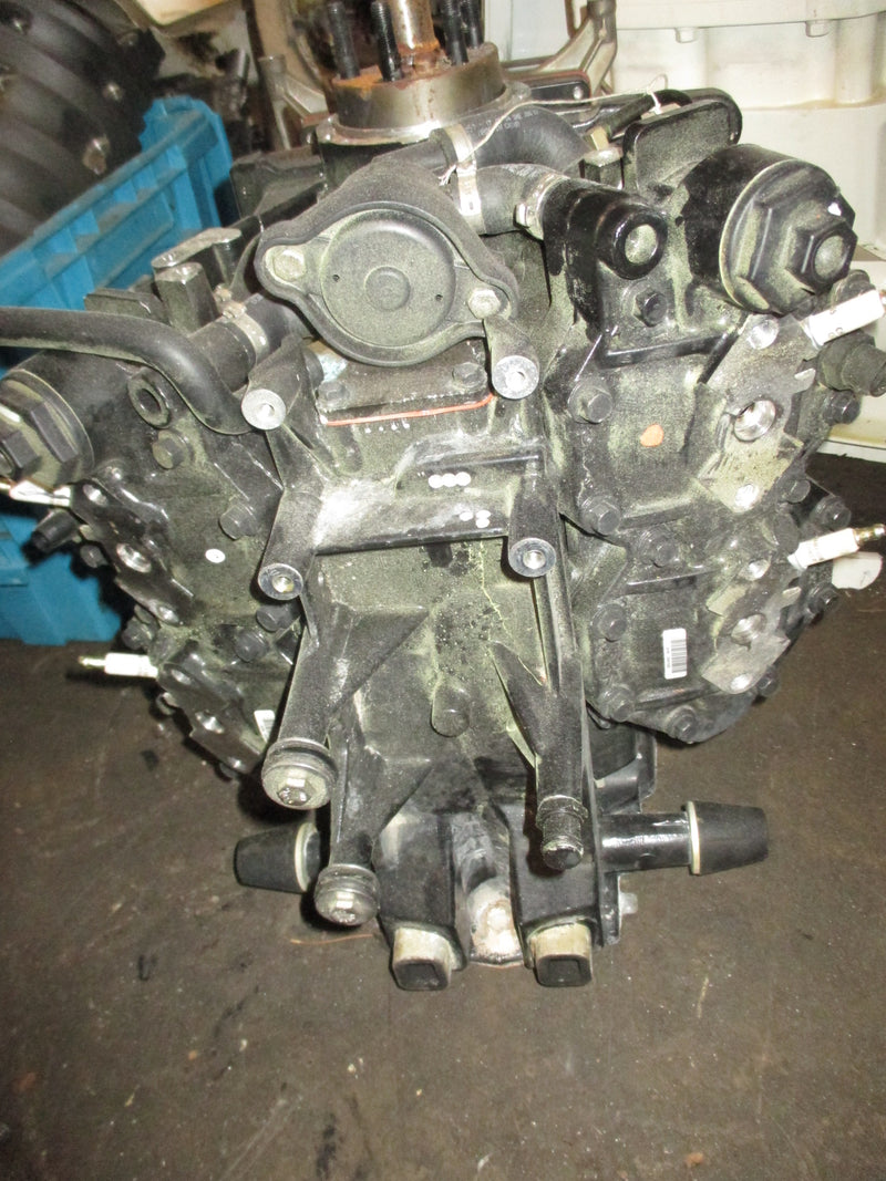 Evinrude Etec 115hp 2 stroke outboard crankcase powerhead