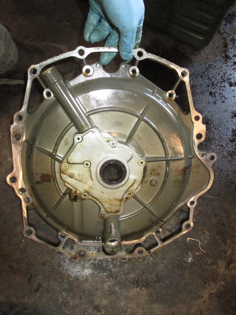 Honda BF200A 200hp outboard oil pump (15100-ZY3-000ZA)