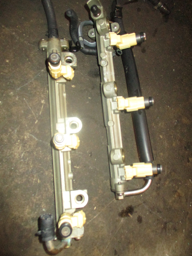 Yamaha 200hp 4 stroke outboard fuel rail and injector set (69J-13160-00-00)
