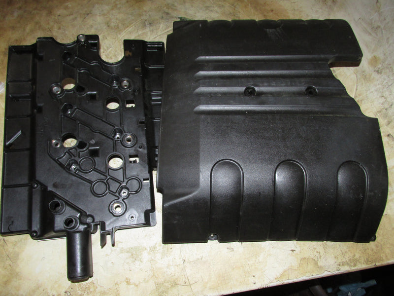 Yamaha 200hp 4 Stroke 3.3L Outboard Ignition coil holder/cover (69J-82316-00-00)