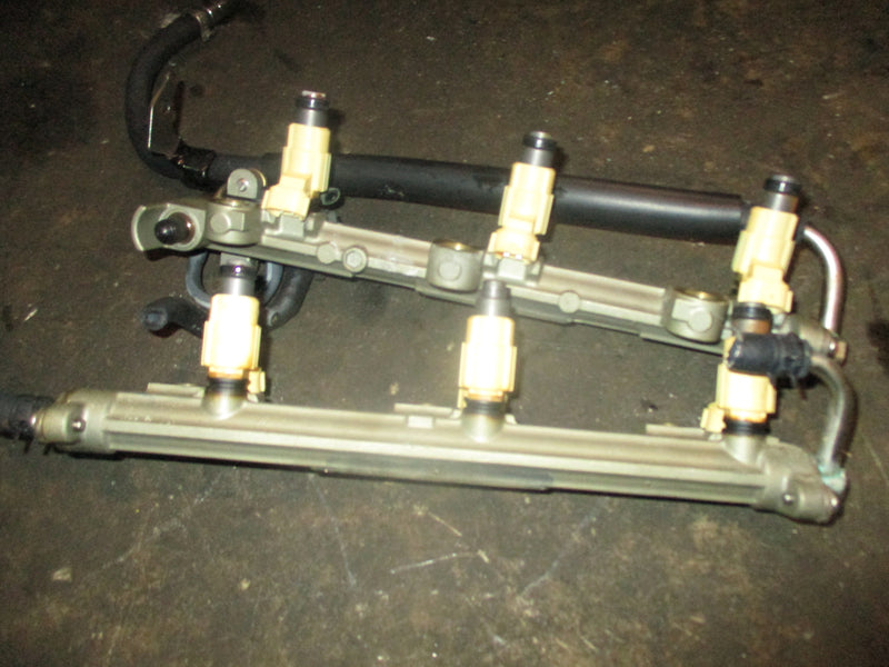 Yamaha 200hp 4 stroke outboard fuel rail and injector set (69J-13160-00-00)