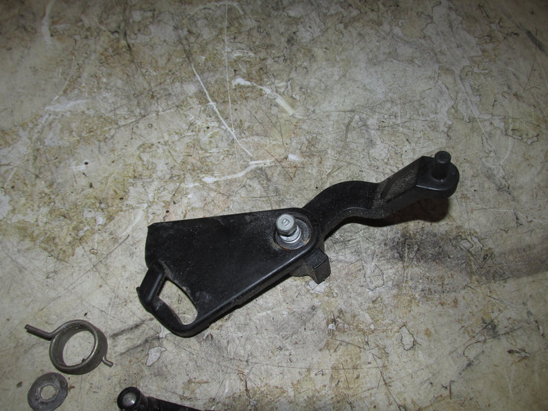 Yamaha 115hp 4 Stroke Outboard Throttle bracket (68V-42154-00-00)