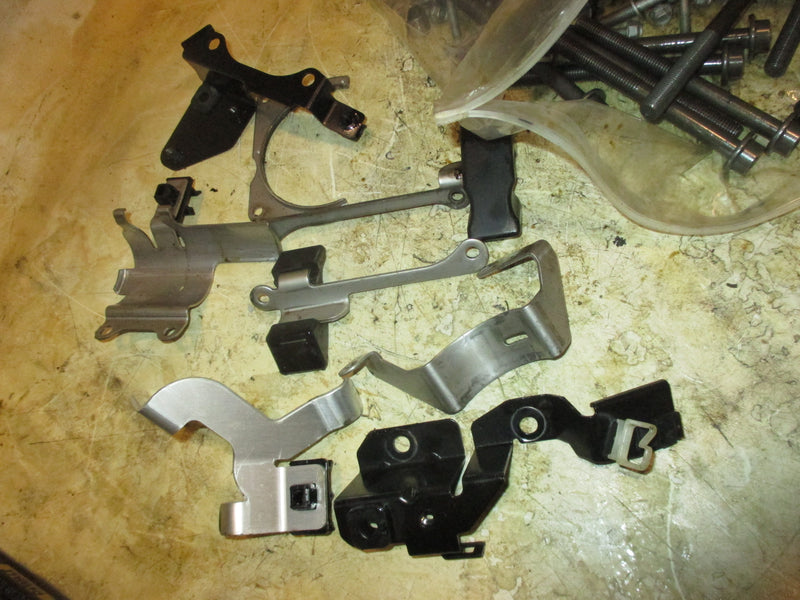 Yamaha 200hp VMAX SHO outboard Miscellaneous Bolt Set