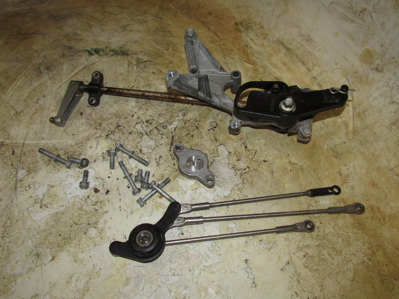 Yamaha 200hp 4 Stroke 3.3L Outboard Throttle Bracket (69J-41661-00-94)