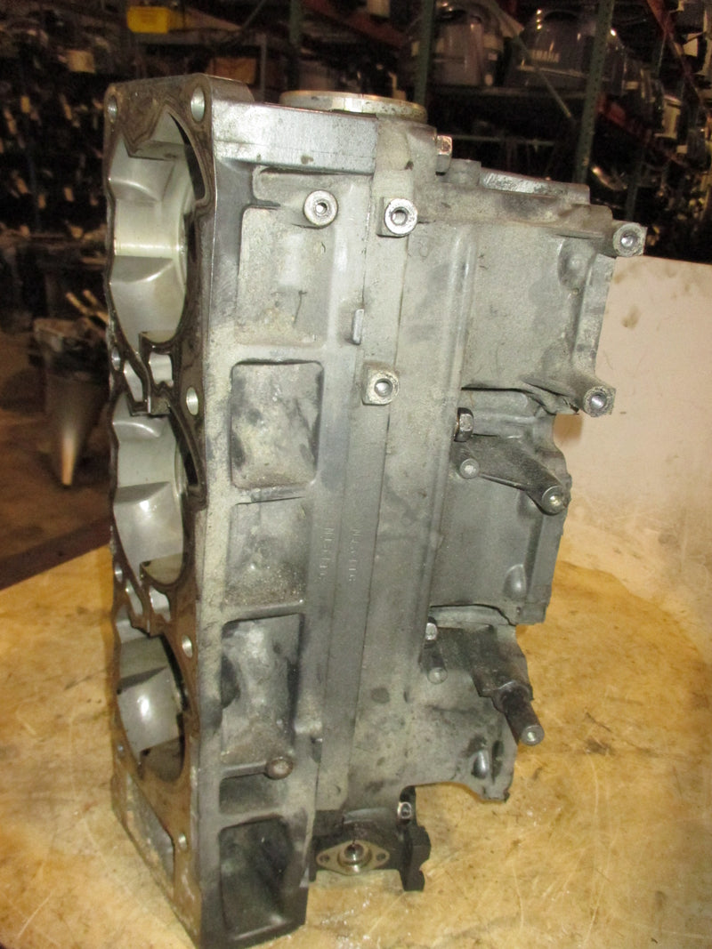 2000 Suzuki DT200 2 Stroke Crankcase (11300-88D40-0ED)