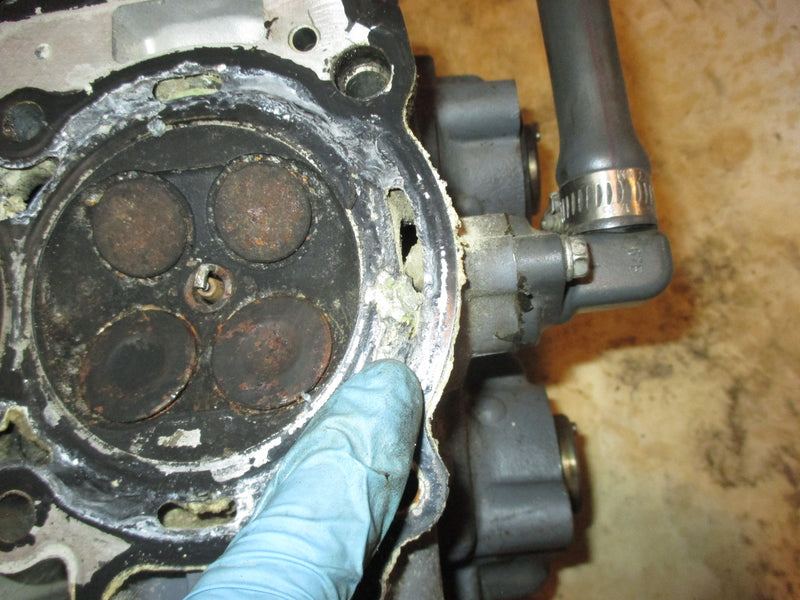 Yamaha 100hp 4 stroke outboard cylinder head