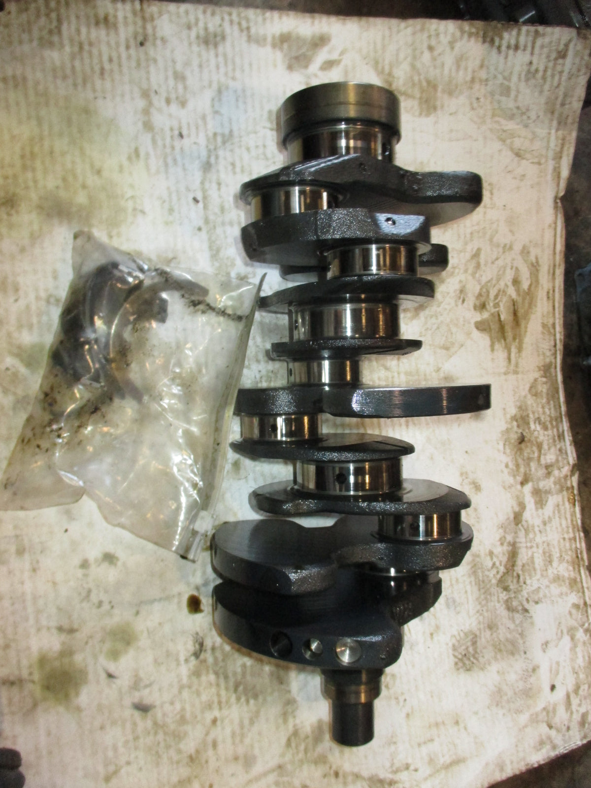 Honda BF200A 200hp outboard crankshaft (13310-RAL-A00)