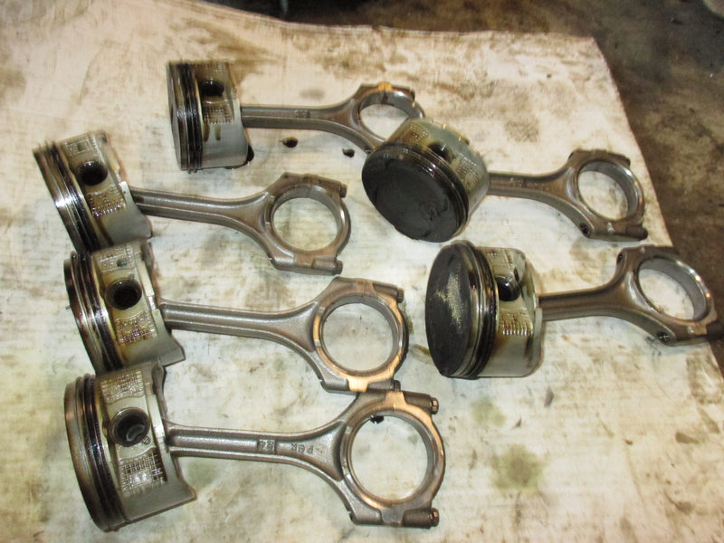 Honda BF200A 200hp outboard piston and rod set (13101-ZY3-A00)