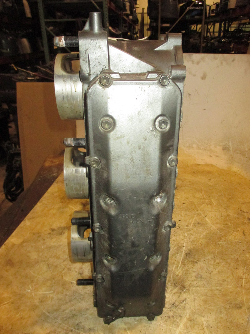 2000 Suzuki DT200 2 Stroke Starboard Cylinder block (11210-88DV0-0ED)