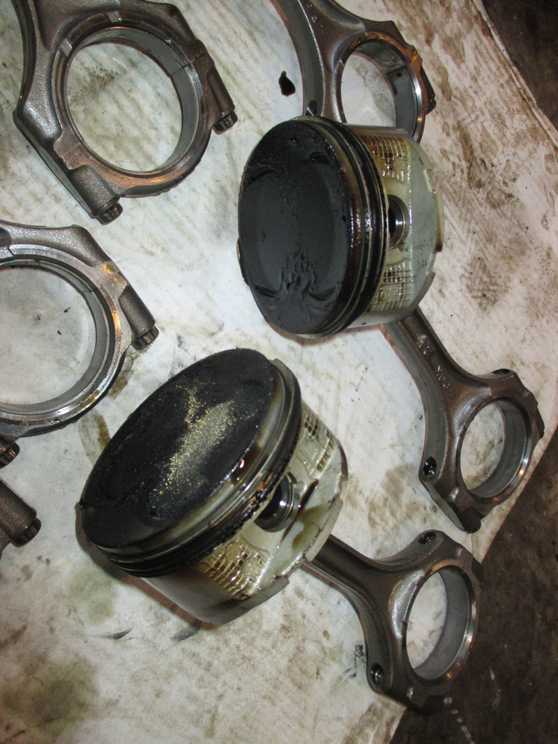 Honda BF200A 200hp outboard piston and rod set (13101-ZY3-A00)