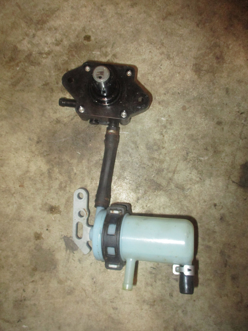 Suzuki DF60A outboard fuel pump and filter (15100-90J1V)