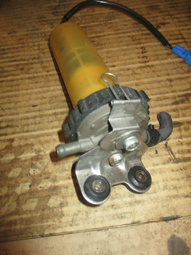 Yamaha 200hp HPDI outboard fuel filter and sensor (68F-24560)