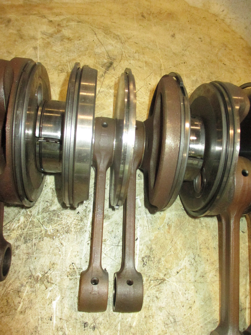 2000 Suzuki DT200 2 Stroke Crankshaft (12200-92E04)