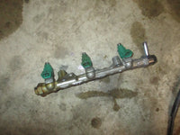 Load image into Gallery viewer, Suzuki DF60A outboard fuel rail and injector set (15751-88L00)
