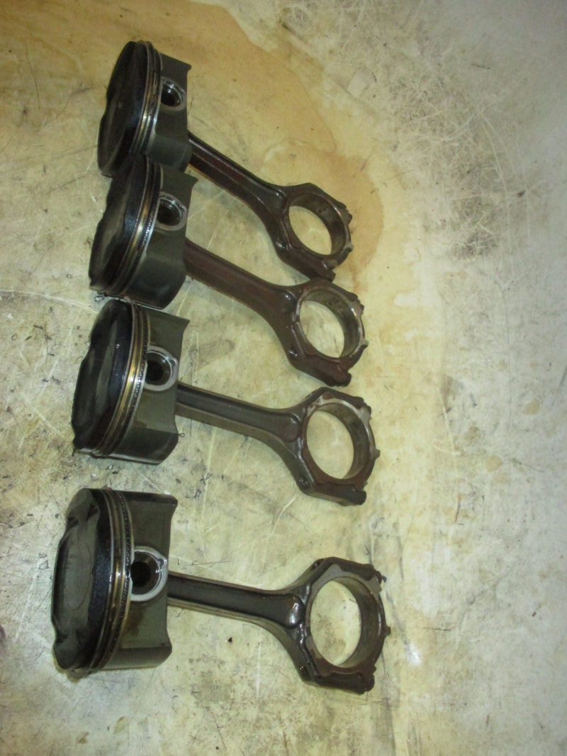 Yamaha 250hp VMAX SHO 4 stroke outboard piston and rod set of 4