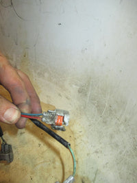 Load image into Gallery viewer, 2000 Suzuki DT200 2 Stroke CDI (33920-92E70)
