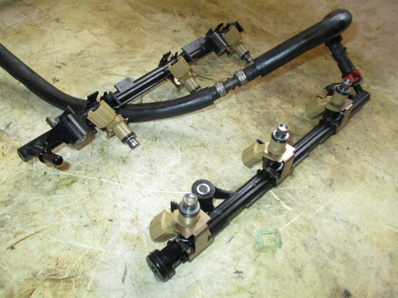 Yamaha 250hp 4 stroke outboard fuel rail and injector set (6P2-13160-10-00)