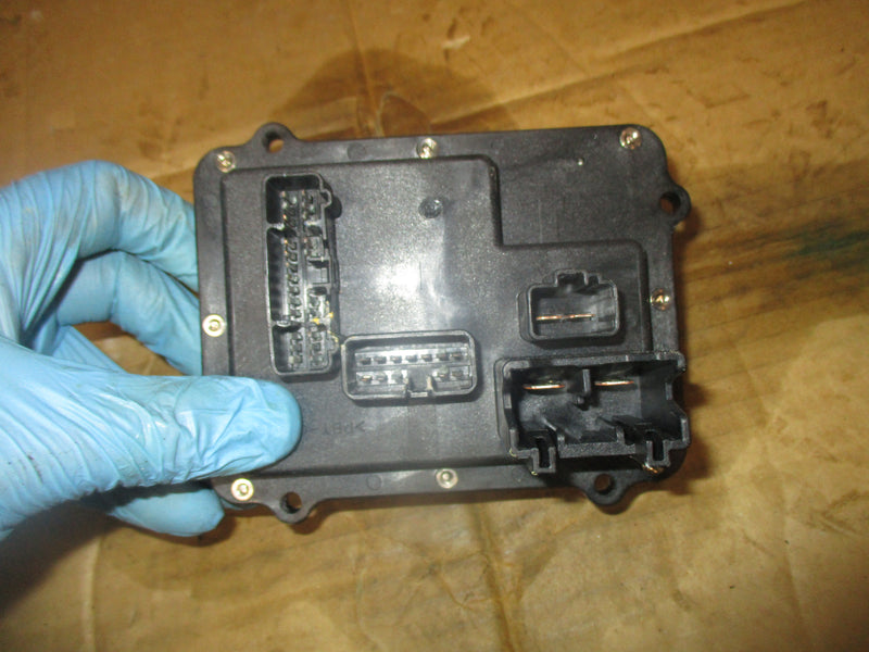 Yamaha 250hp 4 stroke 3.3L outboard Fuse Box 6P2-82170-01-00