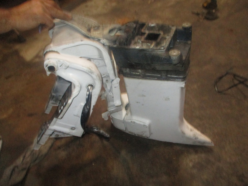 Evinrude 60hp 2 stroke outboard 20" shaft midsection