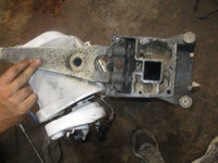 Load image into Gallery viewer, Evinrude 60hp 2 stroke outboard 20" shaft midsection
