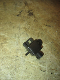 Load image into Gallery viewer, 2000 Suzuki DT200 2 Stroke Air Pressure Sensor (18590-94600)

