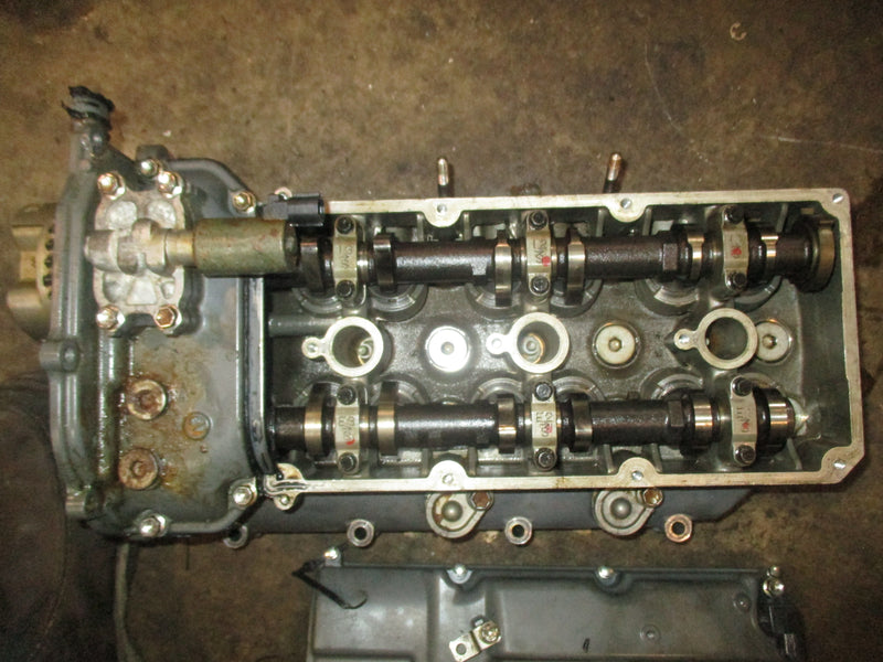 Suzuki DF250 250hp 4 stroke outboard starboard cylinder head