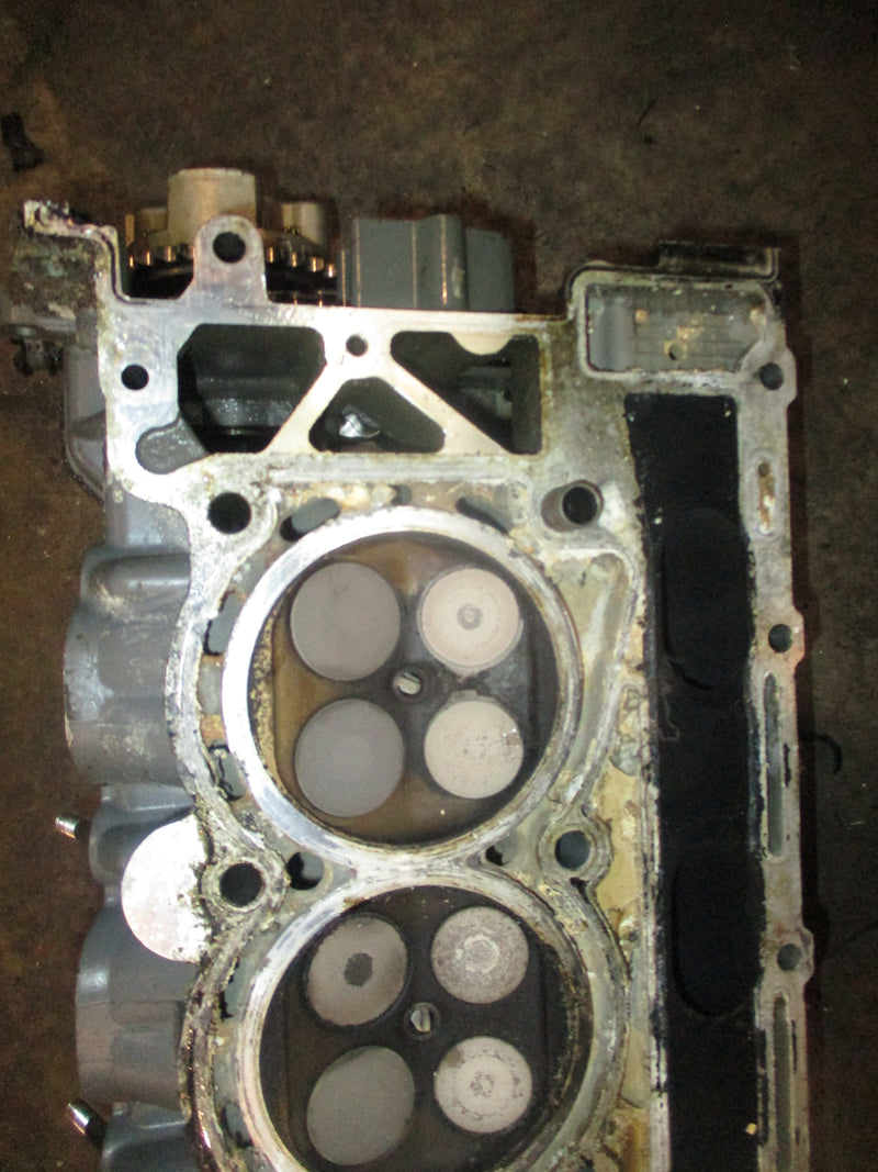Suzuki DF250 250hp 4 stroke outboard starboard cylinder head