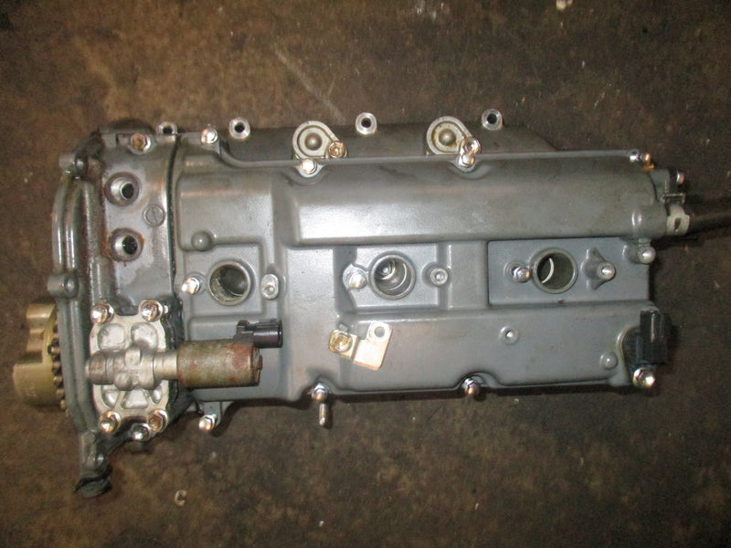 Suzuki DF250 250hp 4 stroke outboard port cylinder head
