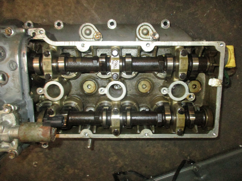 Suzuki DF250 250hp 4 stroke outboard port cylinder head