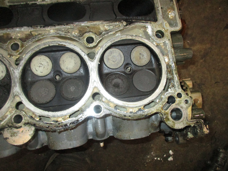 Suzuki DF250 250hp 4 stroke outboard port cylinder head