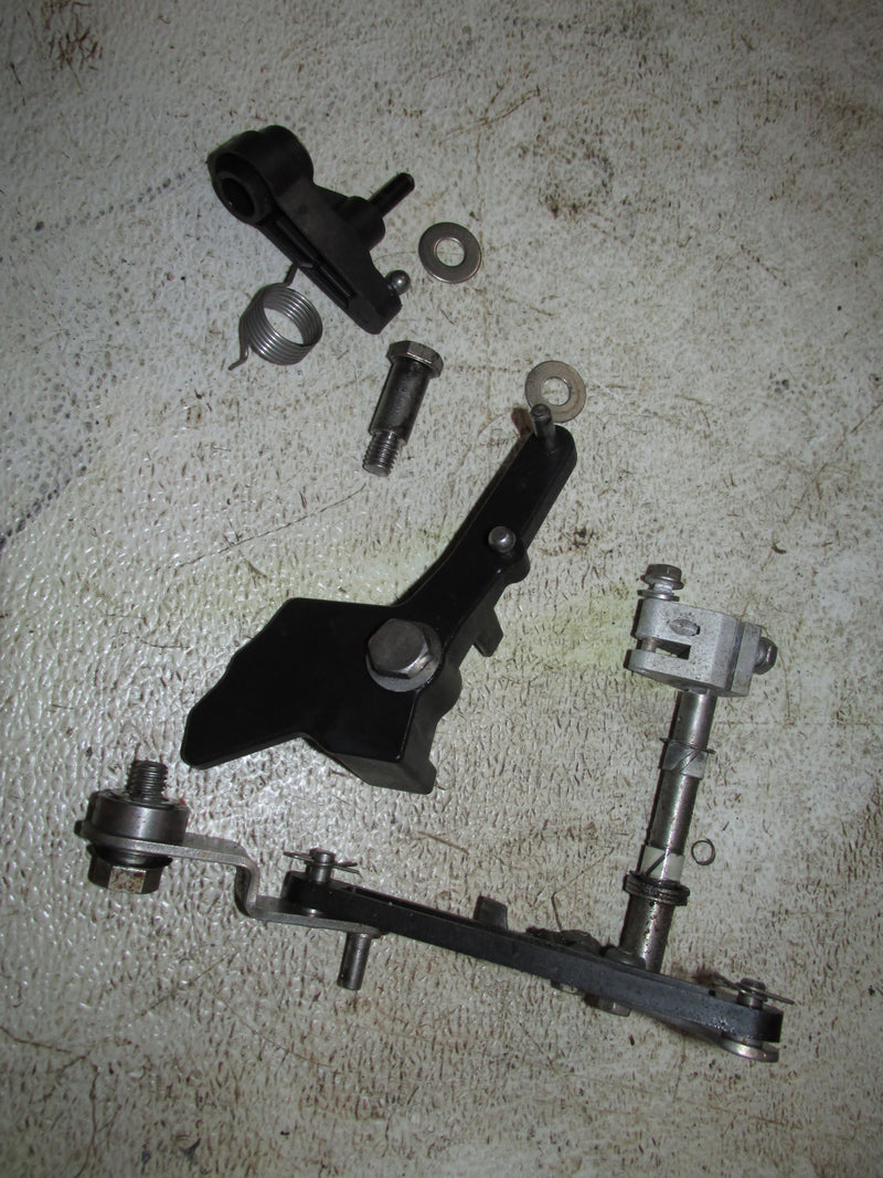 Evinrude 90hp Etec 2 Stroke Outboard Throttle/shifter bracket (5005186)