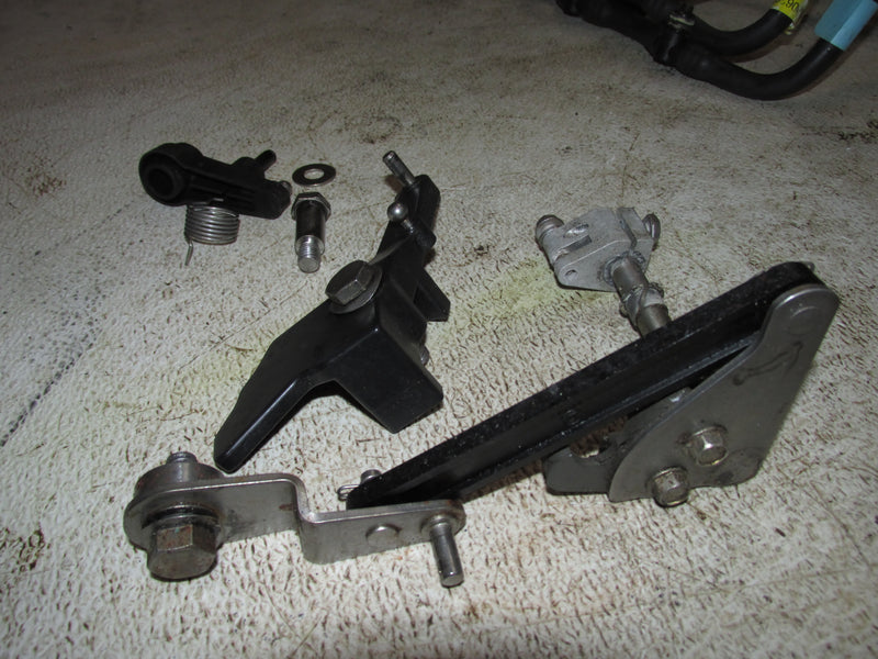 Evinrude 90hp Etec 2 Stroke Outboard Throttle/shifter bracket (5005186)