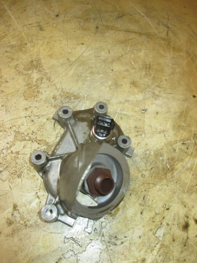 Yamaha 250hp VMAX SHO outboard oil pressure sensor (6AW-83651-00)