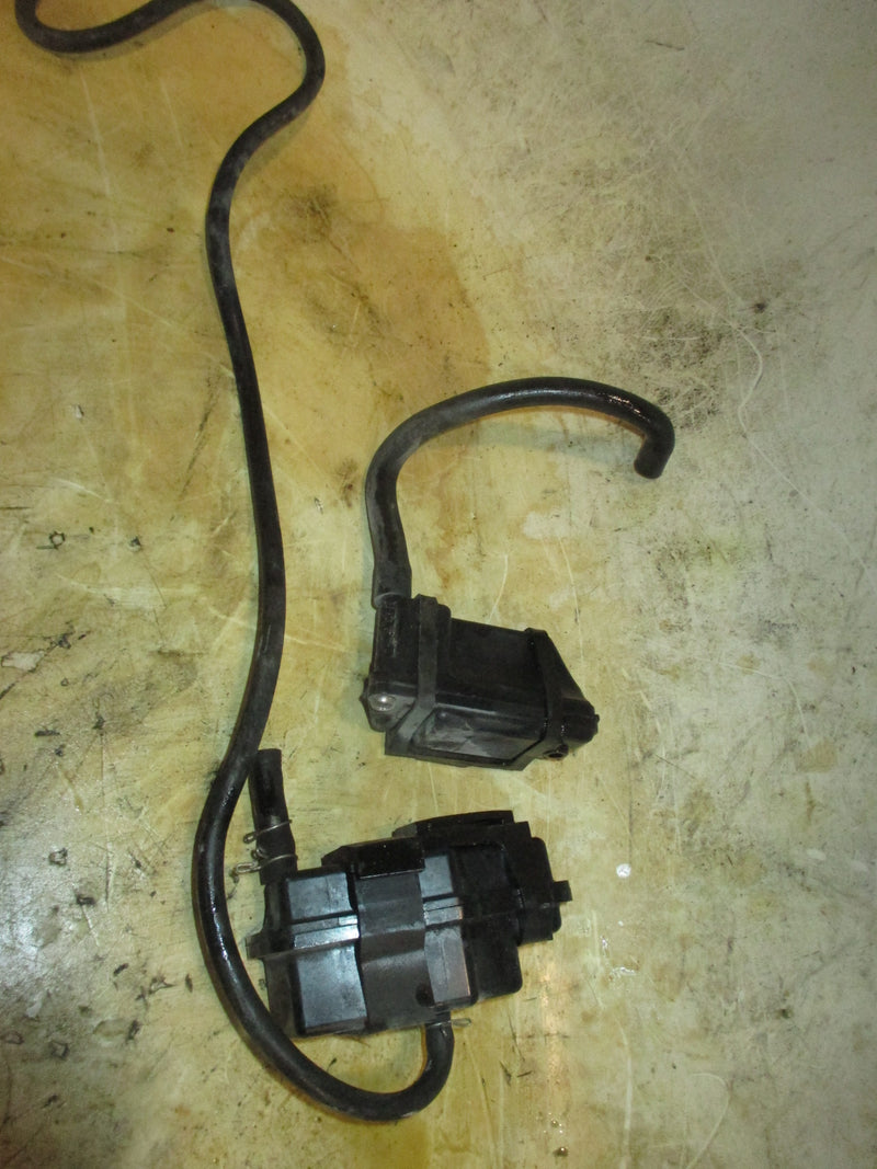 Mercury 25hp 4 Stroke outboard Air Canister Set 898101224
