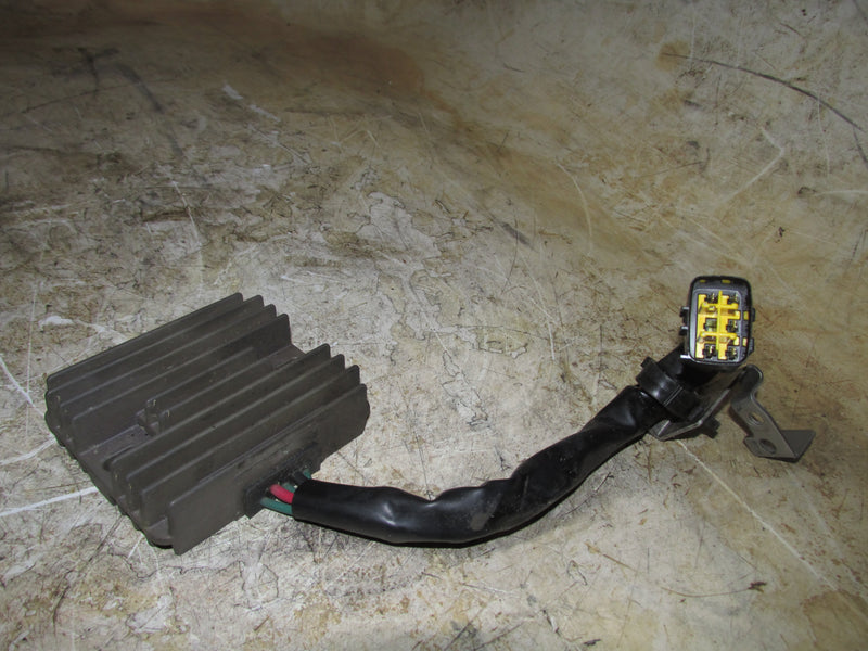 Yamaha 90hp 4 Stroke Outboard Rectifier regulator (6D8-81960-10-00)