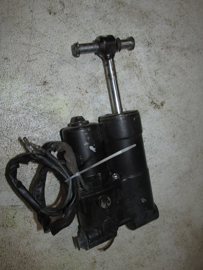 Evinrude Tracker 40hp 2 Stroke Outboard Tilt Trim Unit (397532)