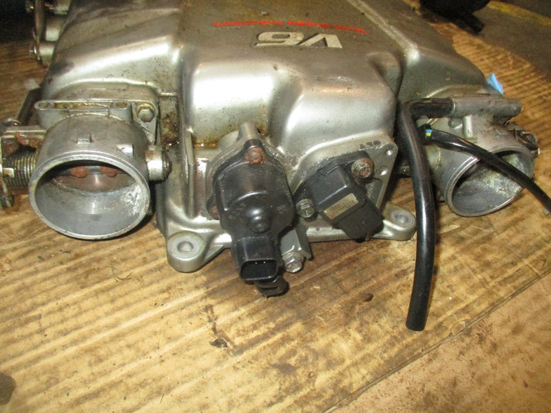 Suzuki DF250 250hp 4 stroke outboard intake collector (13130-93J00)