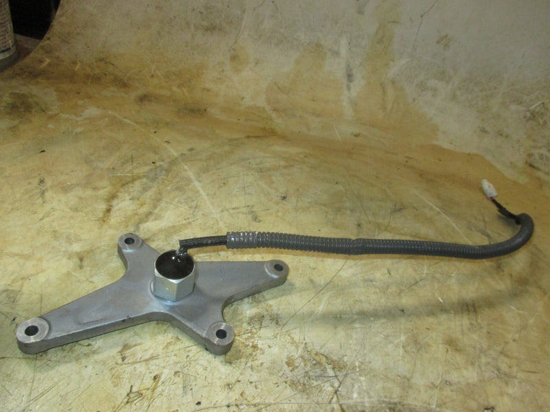 Yamaha 250hp VMAX SHO outboard knock sensor (6P2-85780-00-00)
